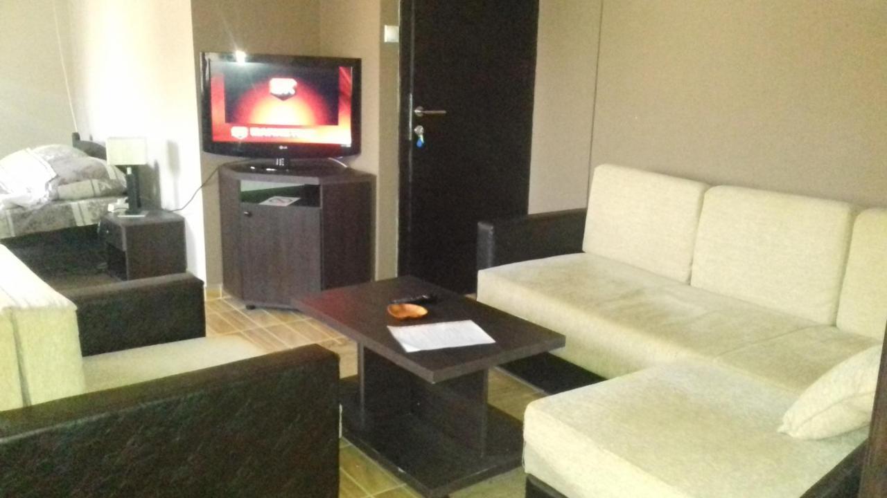 Asterix Rooms Лесковац Екстериор снимка