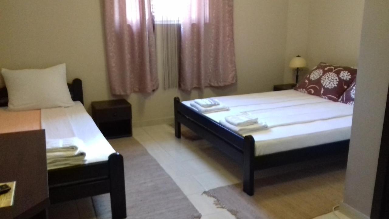 Asterix Rooms Лесковац Екстериор снимка